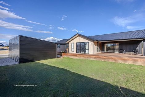 Photo of property in 15 Rubus Street, Wanaka, 9382
