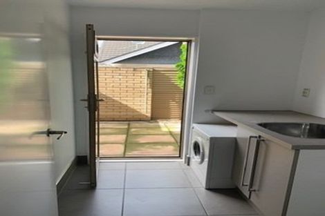 Photo of property in 29 Straven Road, Riccarton, Christchurch, 8011