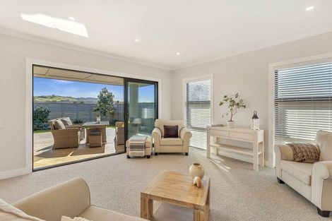 Photo of property in 168 Kupe Drive, Whitianga, 3510