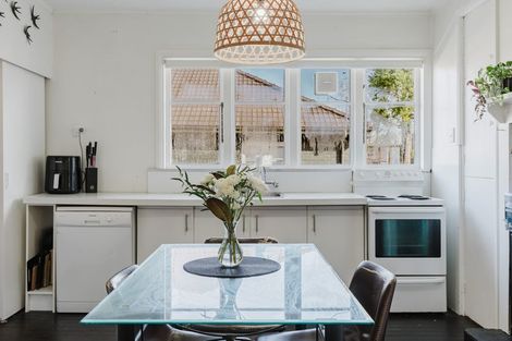 Photo of property in 116 Clarkin Road, Fairfield, Hamilton, 3214