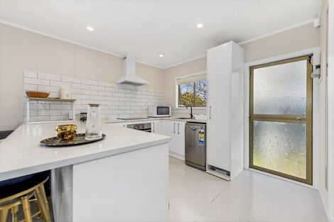 Photo of property in 36a Alma Crescent, Papakura, 2110