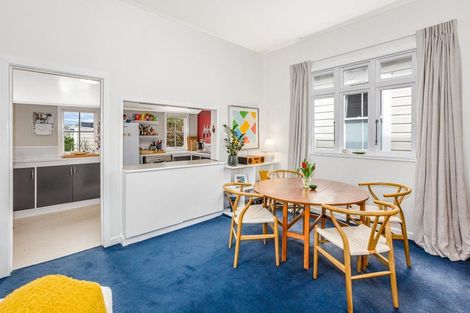 Photo of property in 107 Onepu Road, Lyall Bay, Wellington, 6022