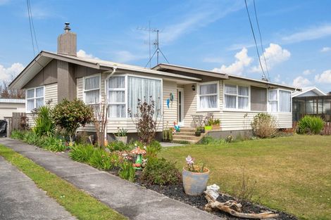 Photo of property in 18 Fenruss Street, Fairy Springs, Rotorua, 3015