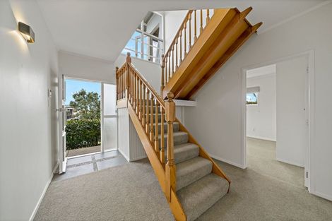 Photo of property in 1/1 Kaihu Street, Northcote, Auckland, 0627