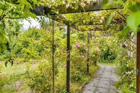 Photo of property in 317 Withells Road, Avonhead, Christchurch, 8042