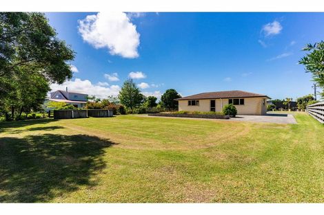 Photo of property in 1 Sunlea Lane, Mangawhai, 0505