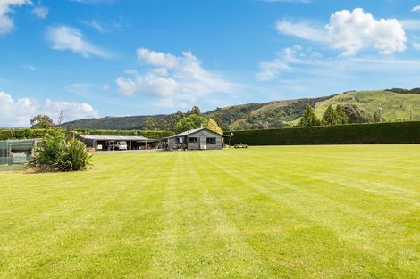 Photo of property in 77 Tirohanga Road, North Taieri, Mosgiel, 9092