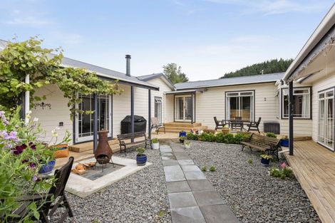 Photo of property in 579 Swamp Road, Puketapu, Napier, 4183