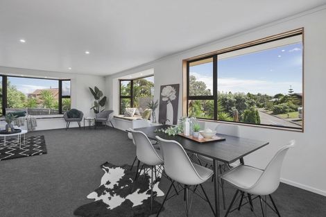 Photo of property in 5 Chilton Drive, Paraparaumu, 5032