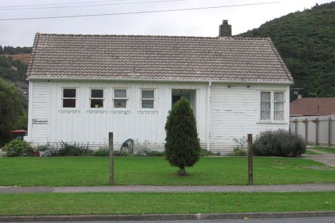 Photo of property in 109 Molesworth Street, Taita, Lower Hutt, 5011