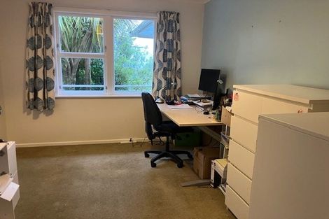 Photo of property in 48 Huntingdon Street, Northland, Wellington, 6012