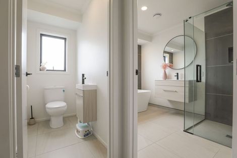 Photo of property in 52 Oakdale Drive, Kinloch, Taupo, 3377