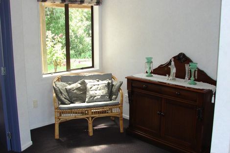 Photo of property in 242 Oreti Road, Otatara, Invercargill, 9879