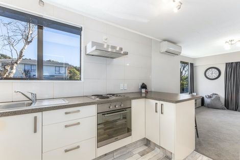 Photo of property in 7a Parkinson Close, Whitby, Porirua, 5024