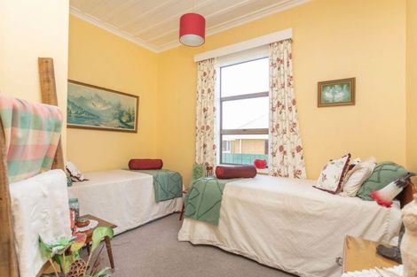 Photo of property in 3 Gordon Street, Dannevirke, 4930