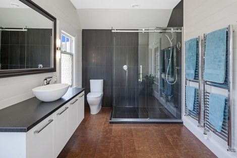 Photo of property in 27 Glandovey Road, Fendalton, Christchurch, 8052