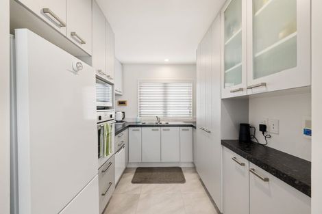 Photo of property in 2/36 Champion Street, Edgeware, Christchurch, 8013