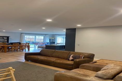 Photo of property in 8 Pukemarino Road, Waimauku, 0812