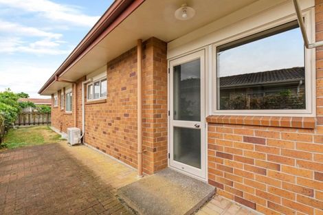 Photo of property in 1/17 Youngs Road, Papakura, 2110