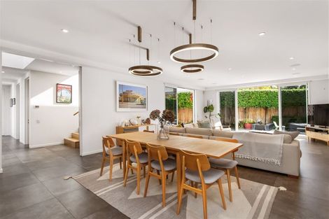 Photo of property in 64 Kotare Street, Fendalton, Christchurch, 8041