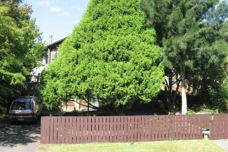 Photo of property in 77 Oaktree Avenue, Browns Bay, Auckland, 0630