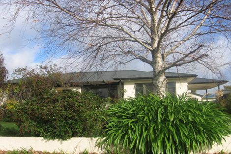 Photo of property in 28 Gloucester Street, Takaro, Palmerston North, 4412