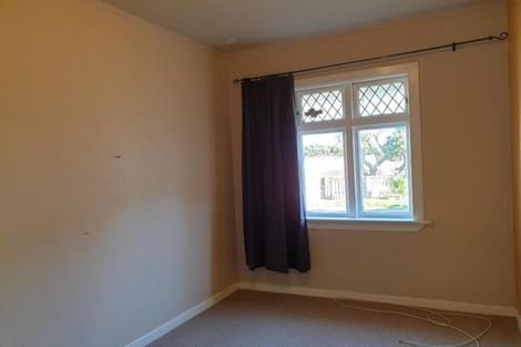 Photo of property in 214 Coutts Street, Rongotai, Wellington, 6022