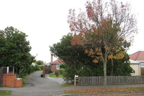 Photo of property in 2/116 Yaldhurst Road, Sockburn, Christchurch, 8042