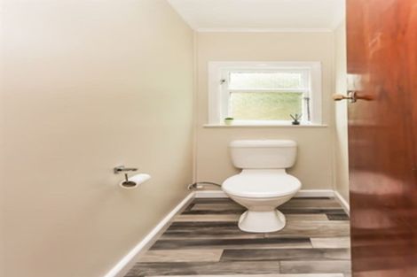 Photo of property in 2/46 Richmond Avenue, Karori, Wellington, 6012