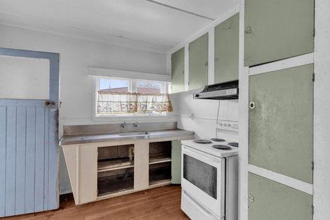 Photo of property in 15 Fifth Avenue, Enderley, Hamilton, 3214