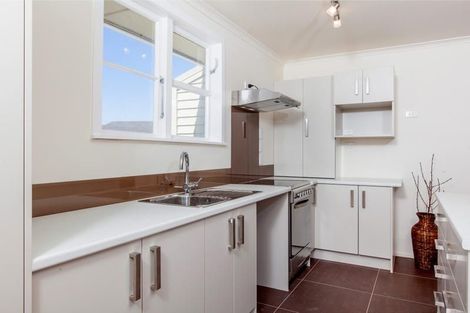 Photo of property in 64 Ernie Pinches Street, Wesley, Auckland, 1041