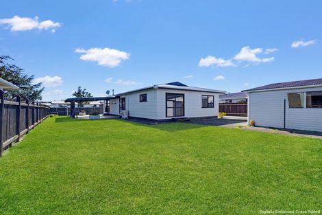 Photo of property in 22 Peter Hall Drive, Kelvin Grove, Palmerston North, 4414