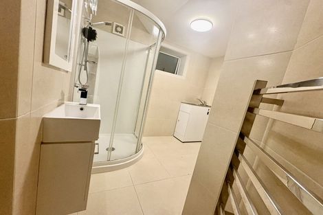 Photo of property in 28 Kate Sheppard Avenue, Torbay, Auckland, 0630