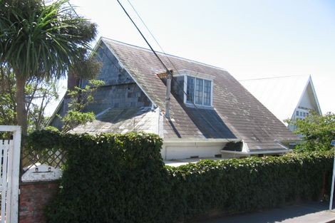 Photo of property in 8 Bidwill Street, Mount Cook, Wellington, 6021