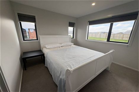 Photo of property in 37 Kingsdowne Drive, West Melton, 7618