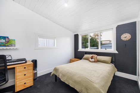 Photo of property in 97 Victoria Avenue, Palmerston North, 4410