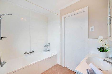 Photo of property in 49a Stanley Road, Glenfield, Auckland, 0629