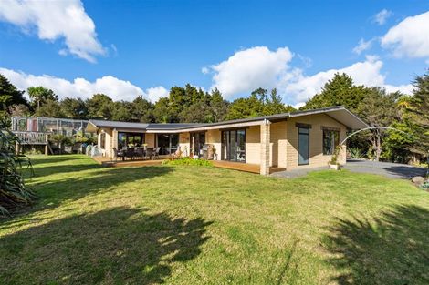 Photo of property in 362e Whananaki North Road, Opuawhanga, Hikurangi, 0181