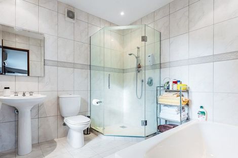 Photo of property in 1/52 Harvey Street, Waipahihi, Taupo, 3330