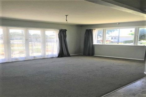 Photo of property in 5 Kerry Place, Papakura, 2110