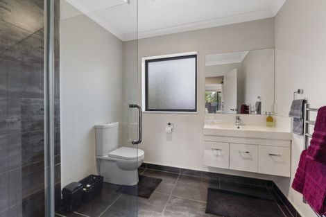 Photo of property in 5 Yusef Way, Levin, 5510