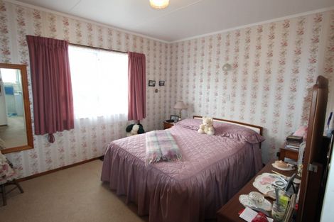 Photo of property in 77 Ormond Street, Woodville, 4920