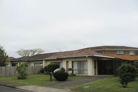 Photo of property in 2/22 The Circle, Manly, Whangaparaoa, 0930