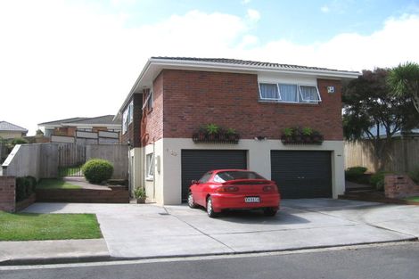 Photo of property in 1/25 Sailfish Drive, West Harbour, Auckland, 0618