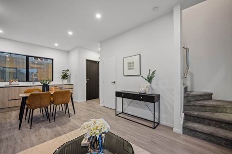 Photo of property in 33c Garadice Road, Rothesay Bay, Auckland, 0630
