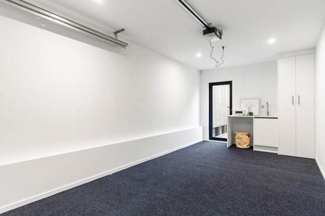 Photo of property in 10 Peara Place, Henderson, Auckland, 0610