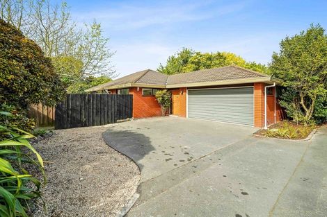 Photo of property in 2/302a Ilam Road, Burnside, Christchurch, 8053