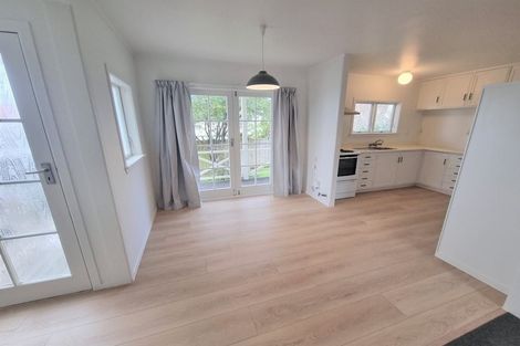 Photo of property in 29a William Bond Street, Stanley Point, Auckland, 0624