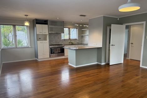 Photo of property in 2/71 Gardner Avenue, New Lynn, Auckland, 0600