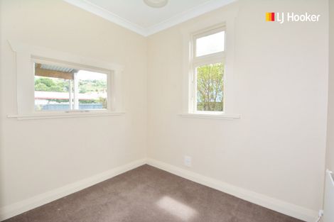 Photo of property in 8 Pretoria Avenue, Saint Clair, Dunedin, 9012